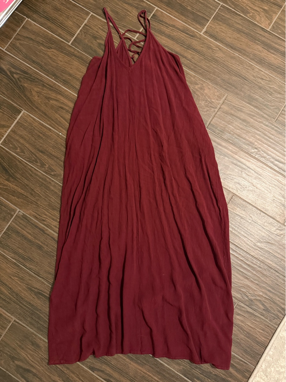 🦄Lovestitch Burgundy Dress- Flowing Silhouette